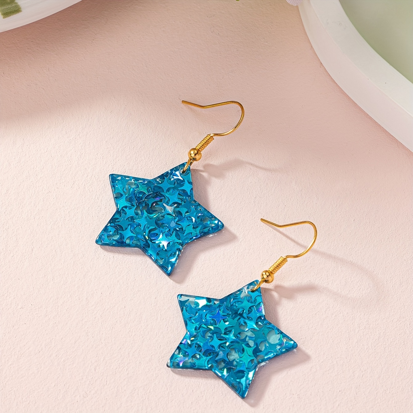 Women's Sparkling Pentagram Pendant Earrings — Cute & Versatile
